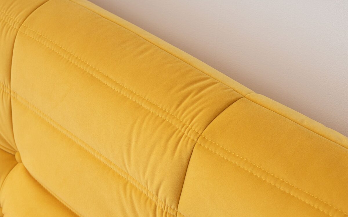 Linko Large Modern Tufted Lounge Chair - Image 8