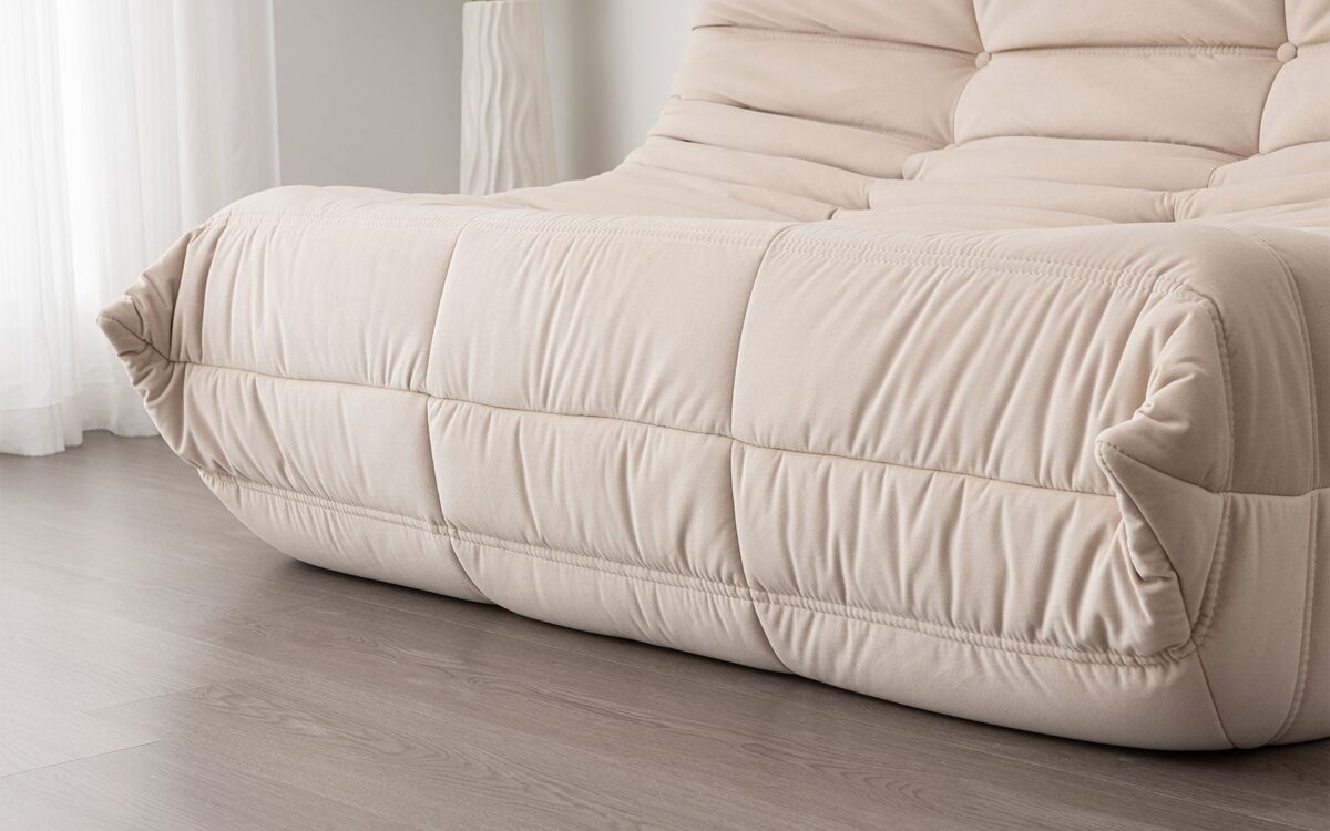 Linko Large Modern Tufted Lounge Chair - Image 13