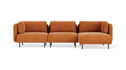 Ellis Chaise Right. Danny Amber